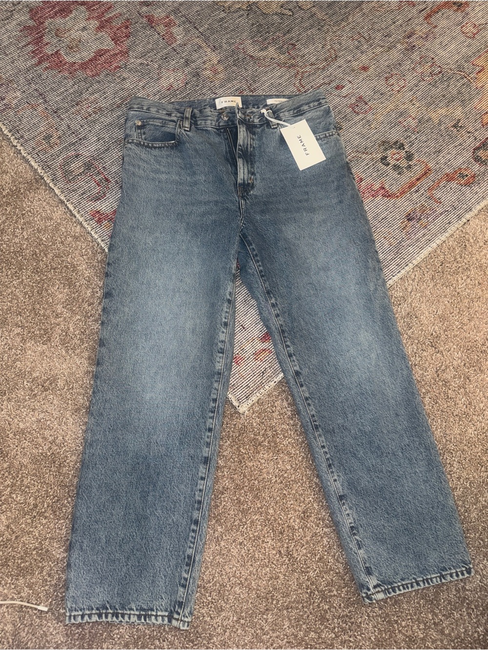 Frame Denim Women's Straight Jeans in the color Seattle